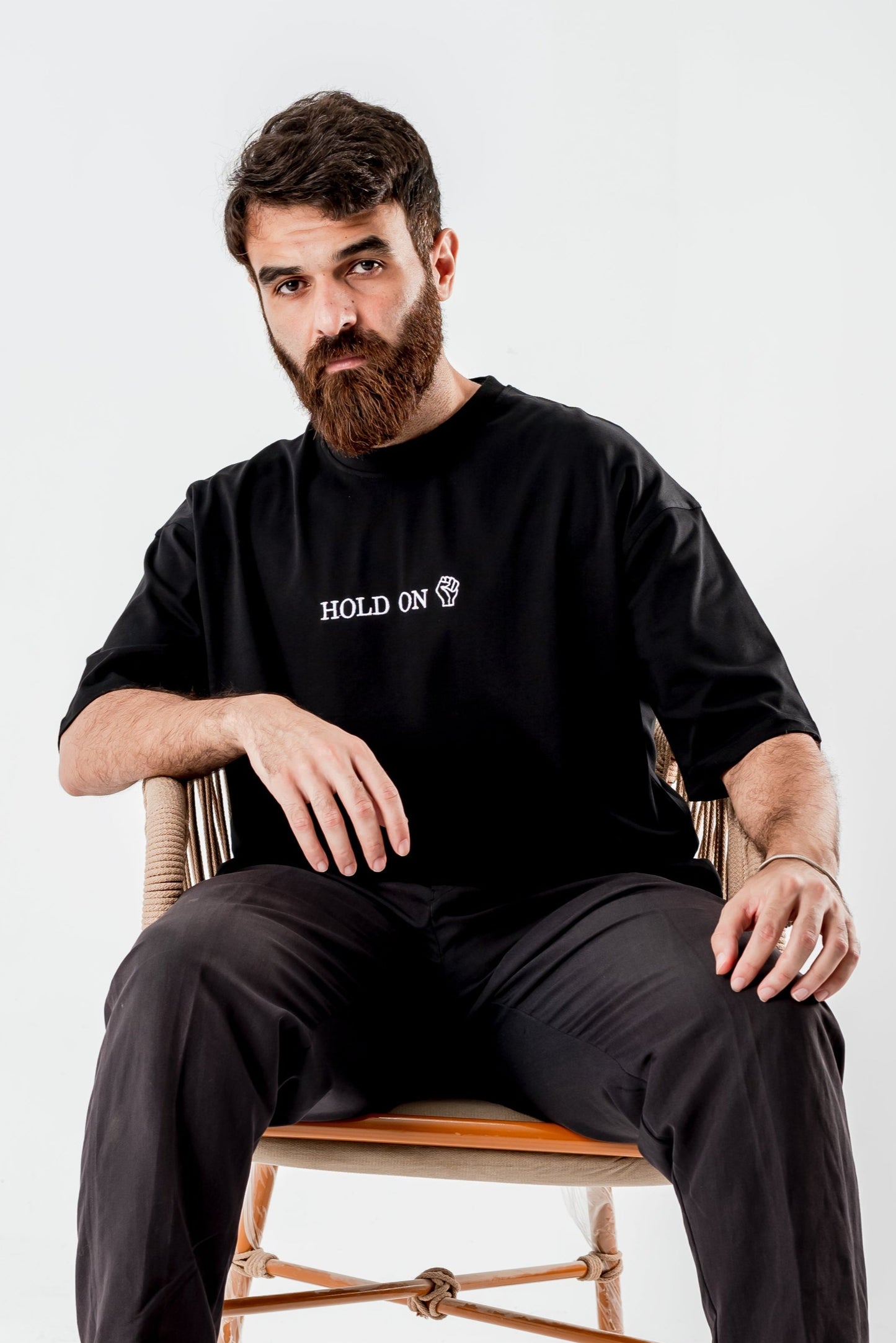 Oversized T-Shirt – “HOLD ON” Embroidered Design (Black)